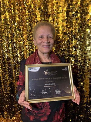 08 Joyce Crowther - UHN Star Volunteer of the Year Award 2025