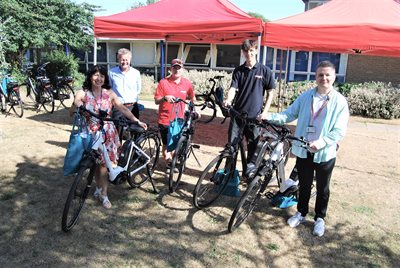 MR1337 E-bikes KGH staff returning their e-bikes after the four week trial